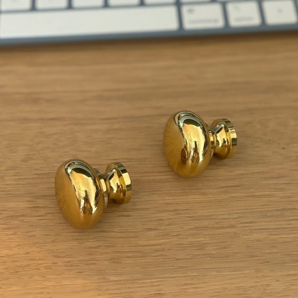 Set of 2 cabinet door knobs Solid brass. New - Picture 3 of 11